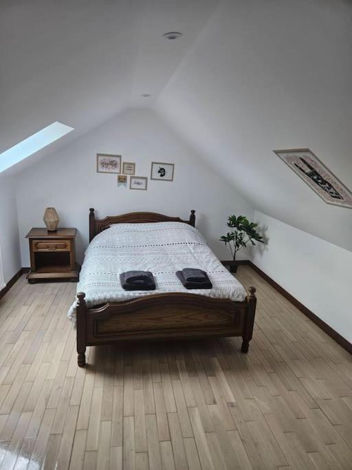 Apartamento La Petite Bulle Villeneuve-sur-Yonne Exterior foto