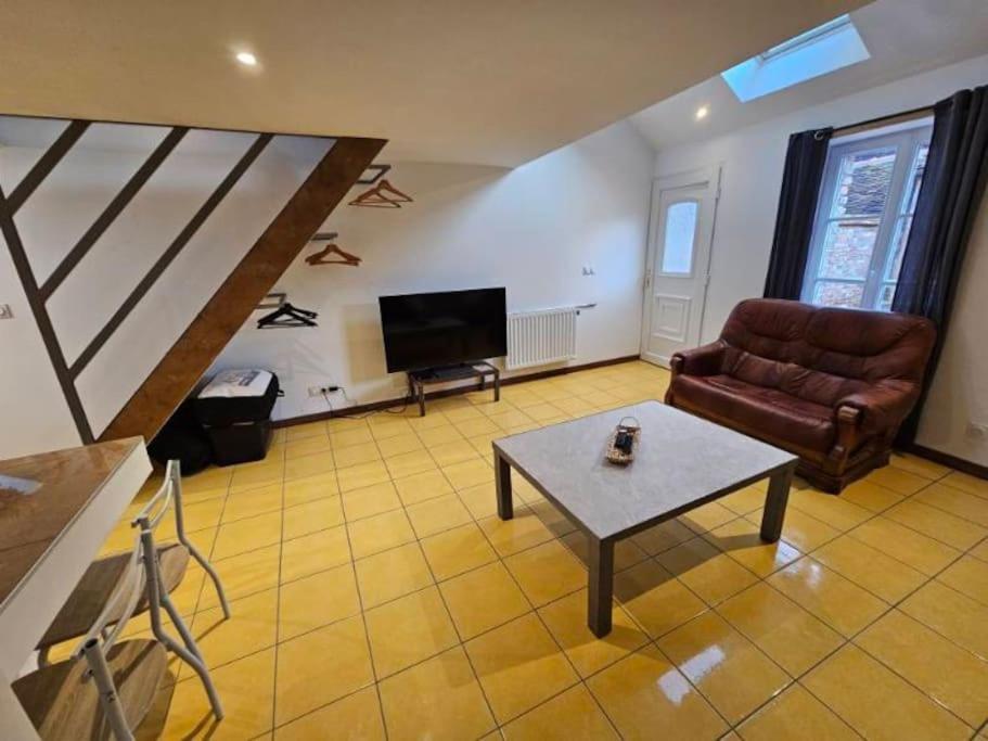 Apartamento La Petite Bulle Villeneuve-sur-Yonne Exterior foto